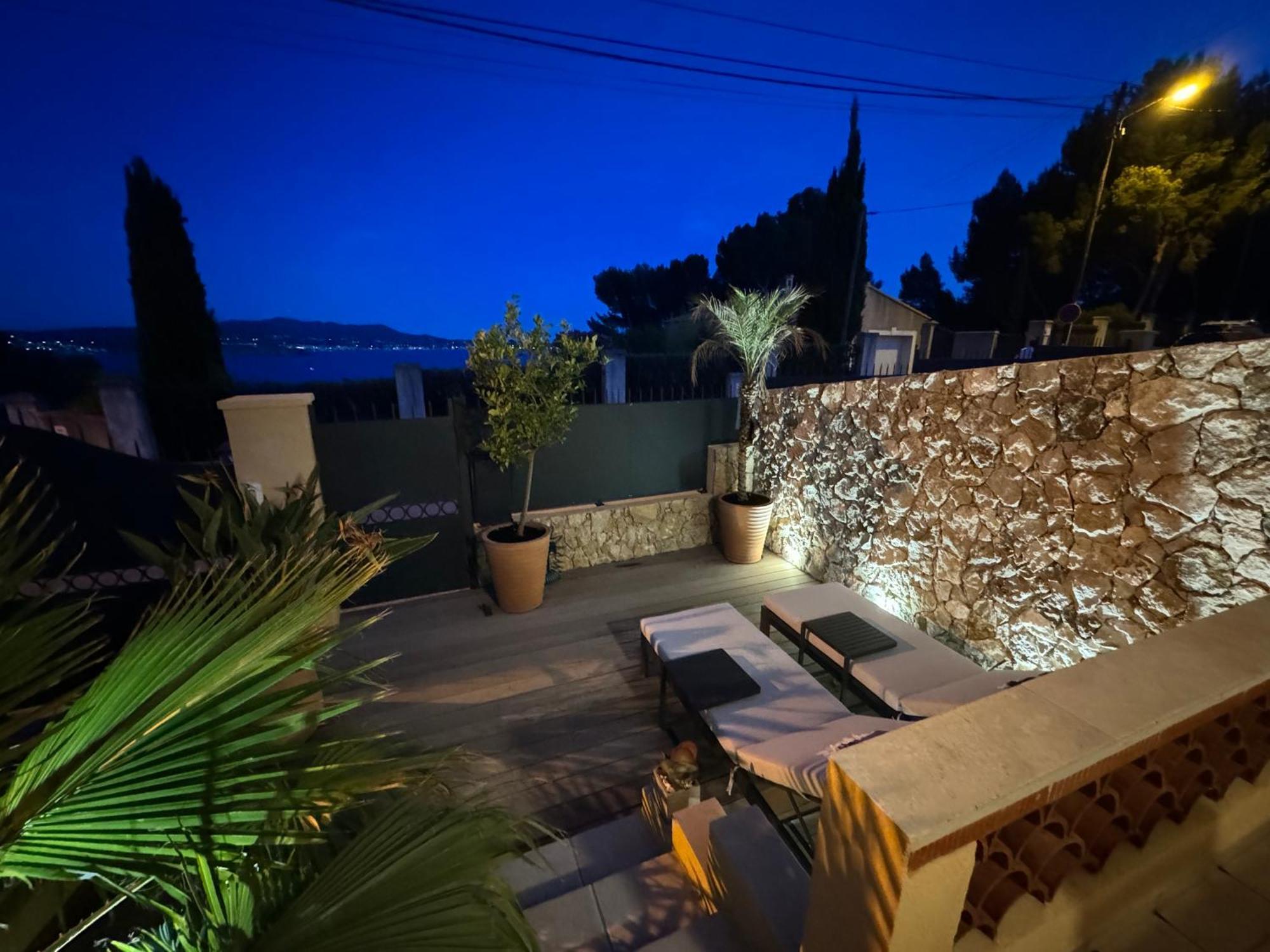 Confortable T2 Vue Mer Avec Terrasse Amenagee Et Parking Prive, Plage Et Port A Pied Sanary-sur-Mer Dış mekan fotoğraf